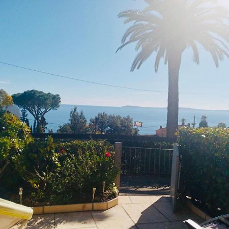 Residence Le Paradou Le Le Rayol-Canadel-sur-Mer Εξωτερικό φωτογραφία